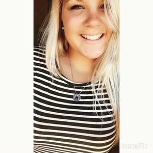 Meet your Posher, Danielle